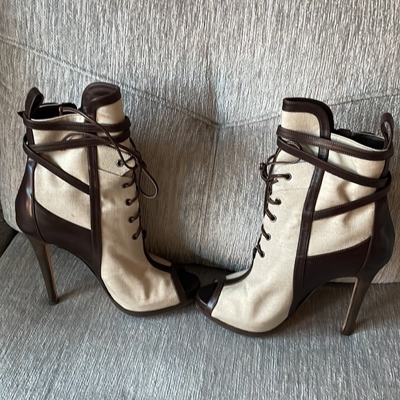Oscar de la Renta Boots 36 1/2 - Picture 12 of 14